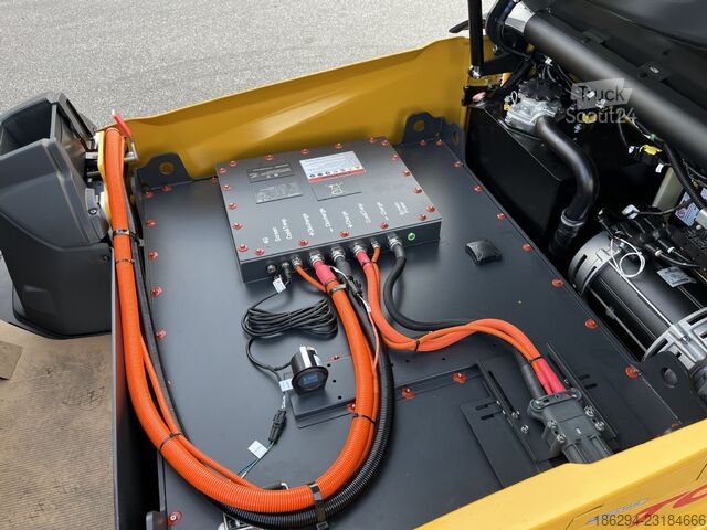 Voorlader vorkheftruck TCM FHB35L-F2