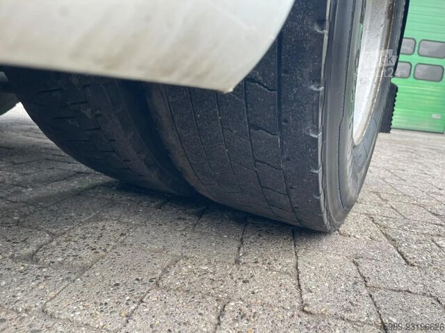 DAF XF 105.460 Euro 5, retarder, 2 tartály, állóklíma, hűtőszekrény, MVI2015 DAF XF 105.460   euro 5 ,  RETARDER, 2x TANKS, PARK...