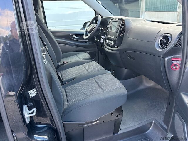 Minibus Mercedes-Benz Vito Tourer 114 CDI Pro 4x4 lang 9-Sitze