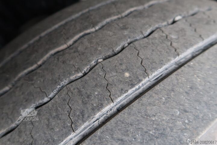 Camion ribaltabile trilaterale MAN TGS 26.510 6x4