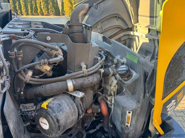 Wiellader KOMATSU WA 100M-8E0 Radlader 8 Ton - 3931 H - 0,75m³