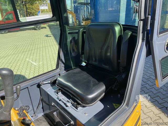 Minigravemaskine med lille tilbehørspakke Berger Kraus BK1250KSR mit Kabine und Schwenkarm