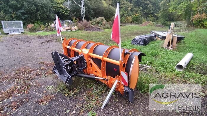 Mezőgazdasági gép BUCHER Municipal LC30