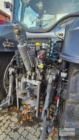 Traktor Valtra T 234 V