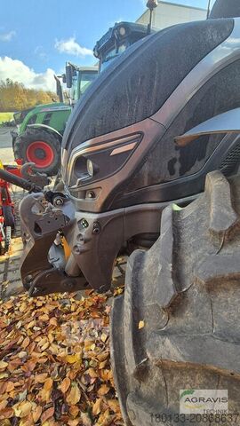 Traktor Valtra T 234 V