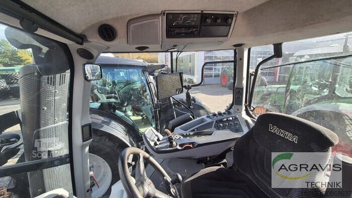 Traktor Valtra T 234 V