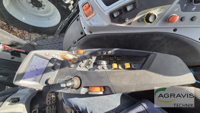 Traktor Valtra T 234 V