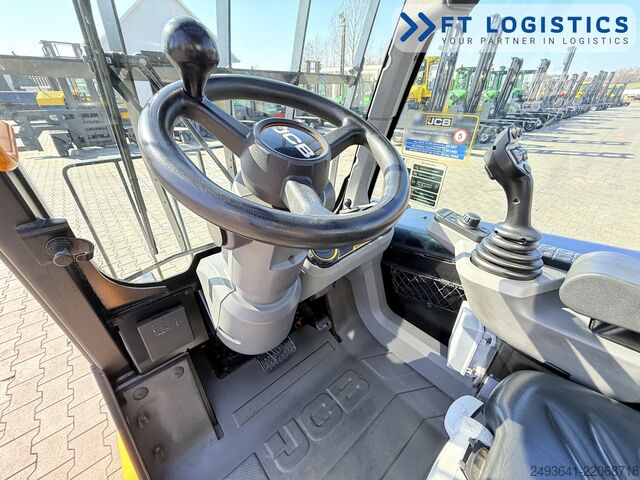 Chargeur télescopique JCB TLT30D TELESCOPIC MAST DIESEL CABIN