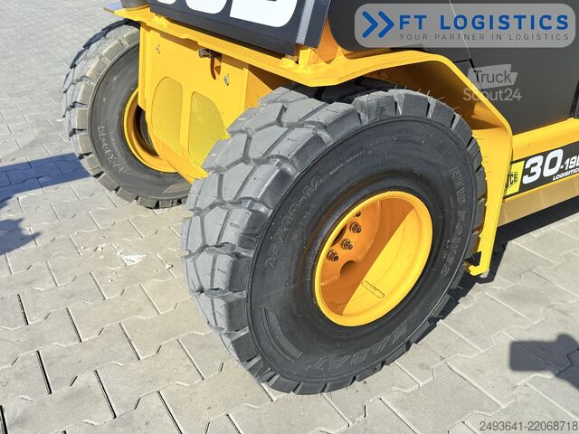 Chargeur télescopique JCB TLT30D TELESCOPIC MAST DIESEL CABIN