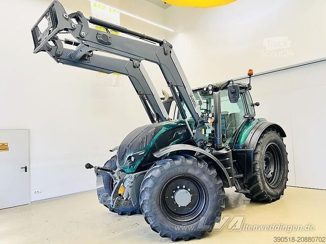 Tractor Valtra T174