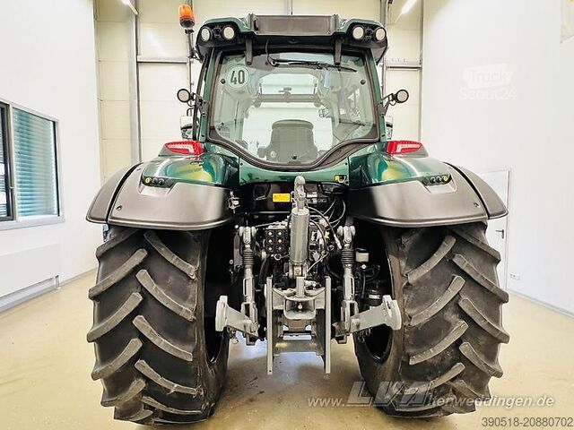Tractor Valtra T174