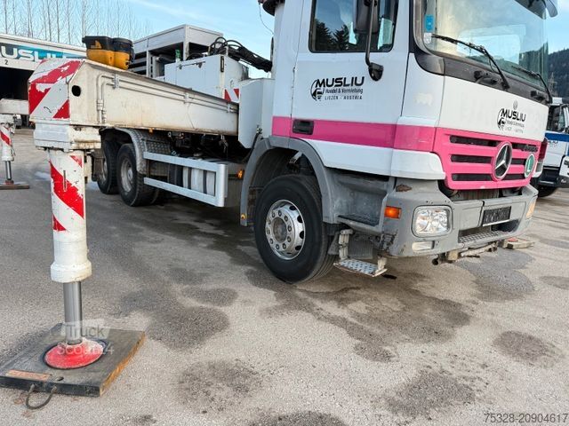 Betonpumpen-LKW MERCEDES-BENZ Actors 2641 MP2 Betonpumpe K31 XZ 5 Arm