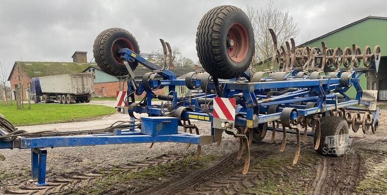 Grubber Köckerling Vario 570