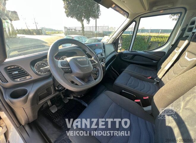 IVECO DAILY 35C14 FURGÓN CON PLATAFORMA ELEVADORA TRASERA Iveco Daily 35
