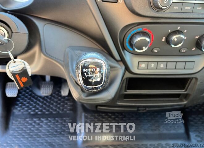 IVECO DAILY 35C14 FURGÓN CON PLATAFORMA ELEVADORA TRASERA Iveco Daily 35