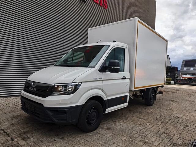 Valise MAN TGE 3.180 Dhollandia Tailgate 19.550 KM 2 Pieces!