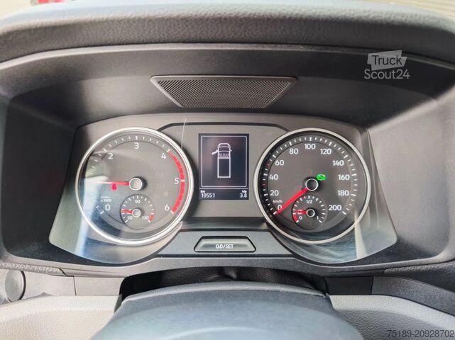 Valise MAN TGE 3.180 Dhollandia Tailgate 19.550 KM 2 Pieces!