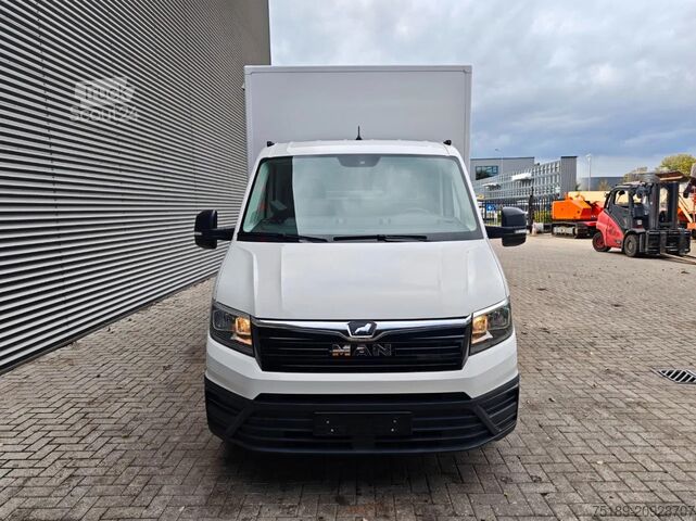 Valise MAN TGE 3.180 Dhollandia Tailgate 110.000 KM 2 Pieces!