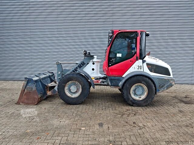 Lader Liebherr L506 C Compact