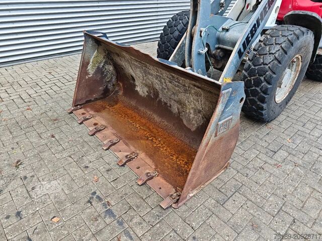 Lader Liebherr L506 C Compact