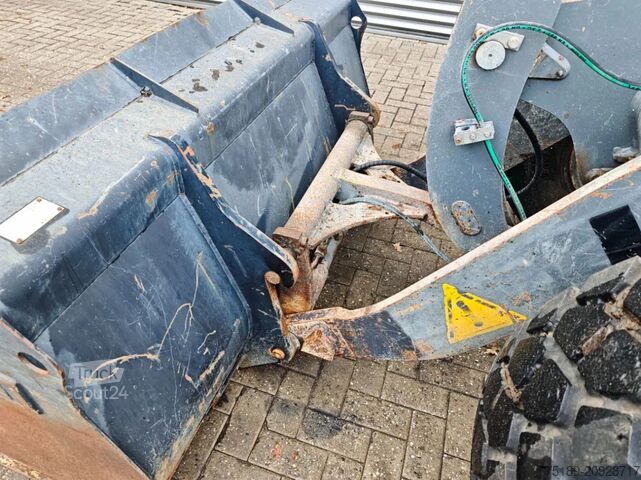 Lader Liebherr L506 C Compact