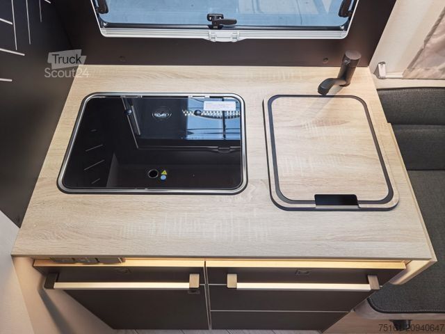 Camping-car semi-intégré CHAUSSON 650 TITANIUM / -2026- / 165PS-8G. / AHK/ HUBBETT