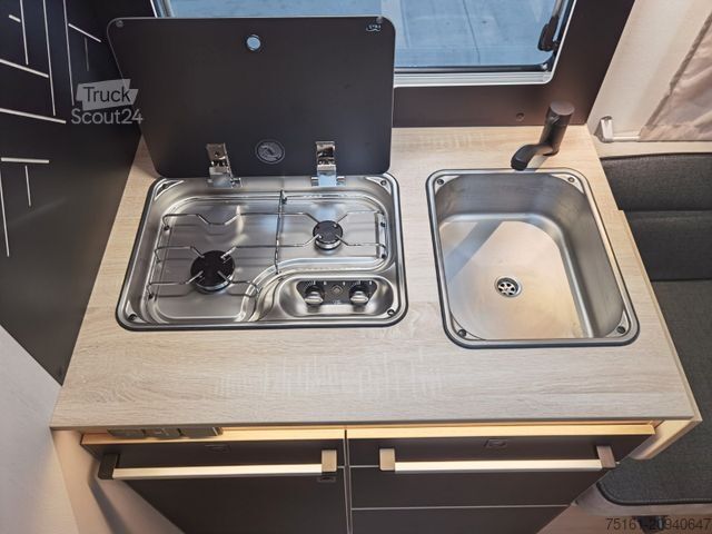 Camping-car semi-intégré CHAUSSON 650 TITANIUM / -2026- / 165PS-8G. / AHK/ HUBBETT