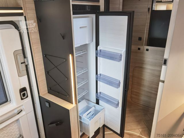 Camping-car semi-intégré CHAUSSON 650 TITANIUM / -2026- / 165PS-8G. / AHK/ HUBBETT