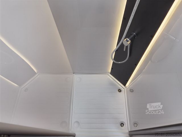 Camping-car semi-intégré CHAUSSON 640 TITANIUM / -2026- / XXL - HUBBETT & RAUMBAD