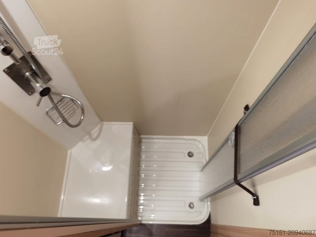 Alkovový obytný vůz FORSTER A 699 HB /140PS / ZUBEHÖR - PAKET / 6x SITZP.