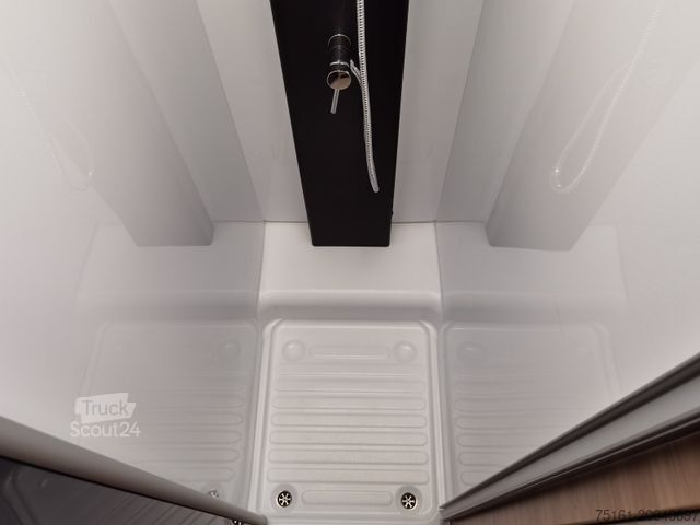 Halvintegreret autocamper CHAUSSON 650 TITANIUM / - 2026 - / 165PS - 8G. / HUBBETT