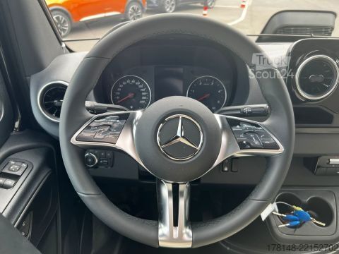 عربة التخييم/عربة سكن متنقلة Eura Mobil Contura 766 EF