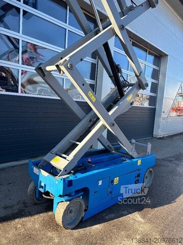 Elevador de tesoura Genie GS 2032 8,10m Scherenarbeitsbühne