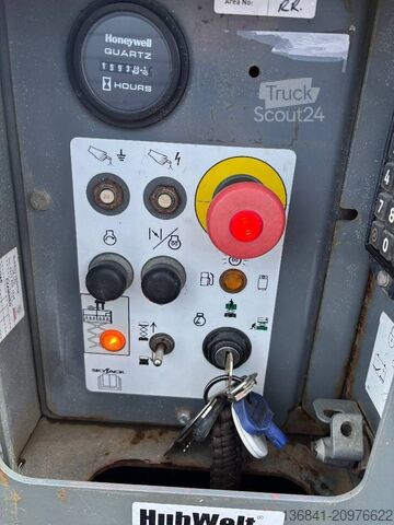 Elevador de tesoura SkyJack SJ6832RT - 11,70m Diesel Scherenarbeitsbühne