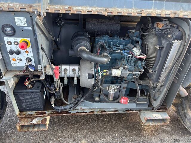 Elevador de tesoura SkyJack SJ6832RT - 11,70m Diesel Scherenarbeitsbühne