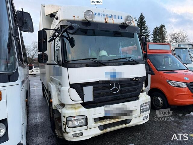 Kovček Mercedes-Benz 1829L