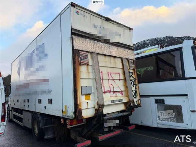 Kovček Mercedes-Benz 1829L