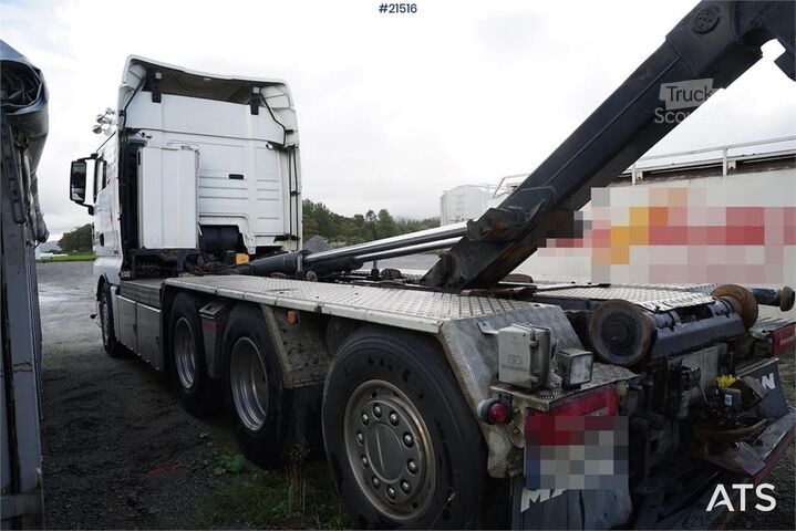 Sistem de braț cu cârlige MAN TGX 35.560