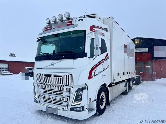 Kovček Volvo FH750 6x2 Box Truck with Full Side Opening and Ref