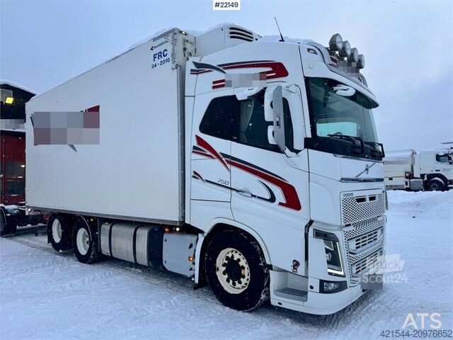 Kovček Volvo FH750 6x2 Box Truck with Full Side Opening and Ref