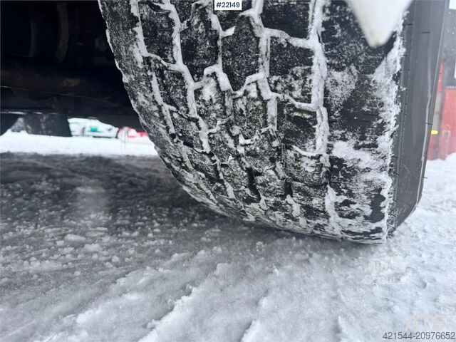 Kovček Volvo FH750 6x2 Box Truck with Full Side Opening and Ref