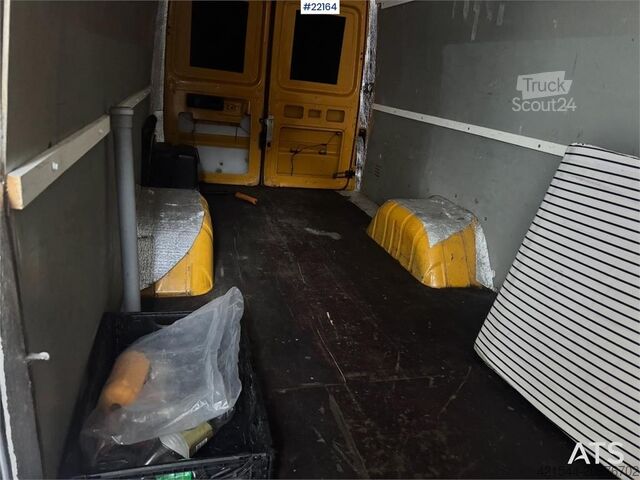 Break cu acoperiș înalt Mercedes-Benz 416 CDI Sprinter with tail lift