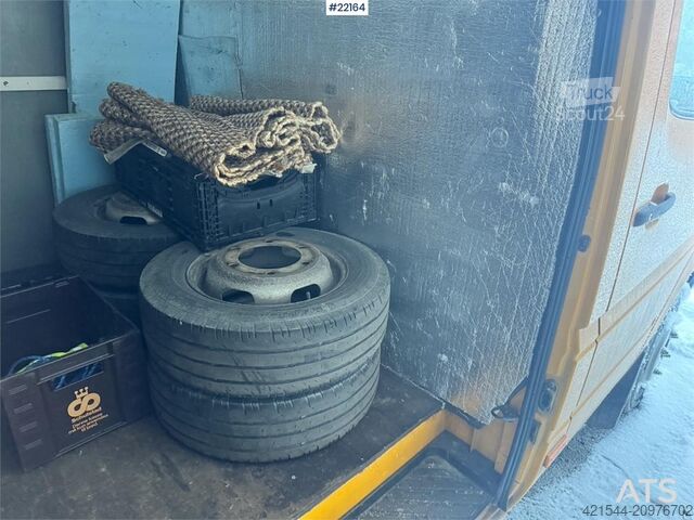 Break cu acoperiș înalt Mercedes-Benz 416 CDI Sprinter with tail lift