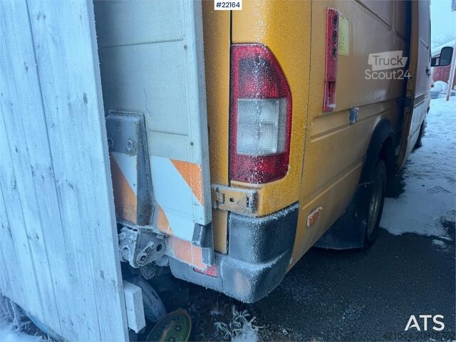 Break cu acoperiș înalt Mercedes-Benz 416 CDI Sprinter with tail lift