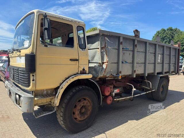 Kipper Renault G260 **BENNE-TIPPER**