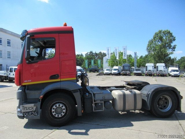 Standardní tahač Mercedes-Benz 1840 Antos