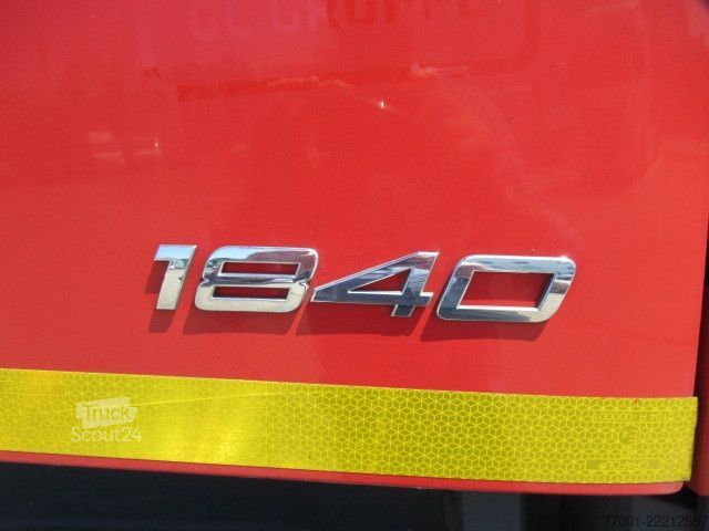Standardní tahač Mercedes-Benz 1840 Antos