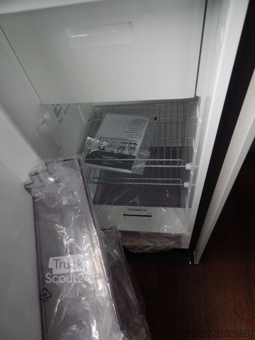 Camping-car PÖSSL Summit SHINE 540 AUFSTELLDACH+4 SITZPLÄTZE