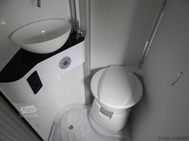 Camping-car PÖSSL Summit SHINE 540 AUFSTELLDACH+4 SITZPLÄTZE