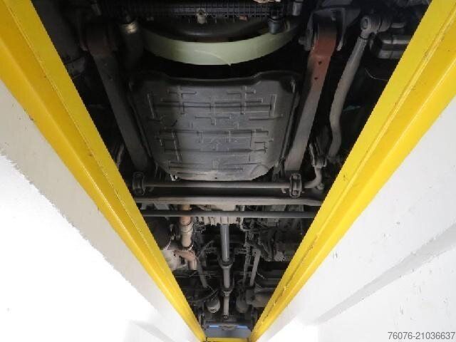 Camion caisson MERCEDES-BENZ Atego 1524 L 7.2 m Koffer LBW2t Seitentür Kamera